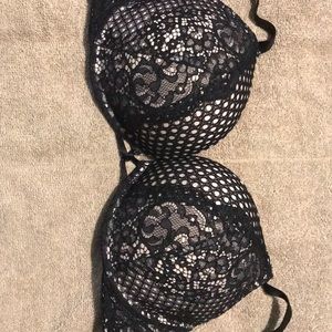 Black Victoria’s Secret Bombshell Push-up Bra